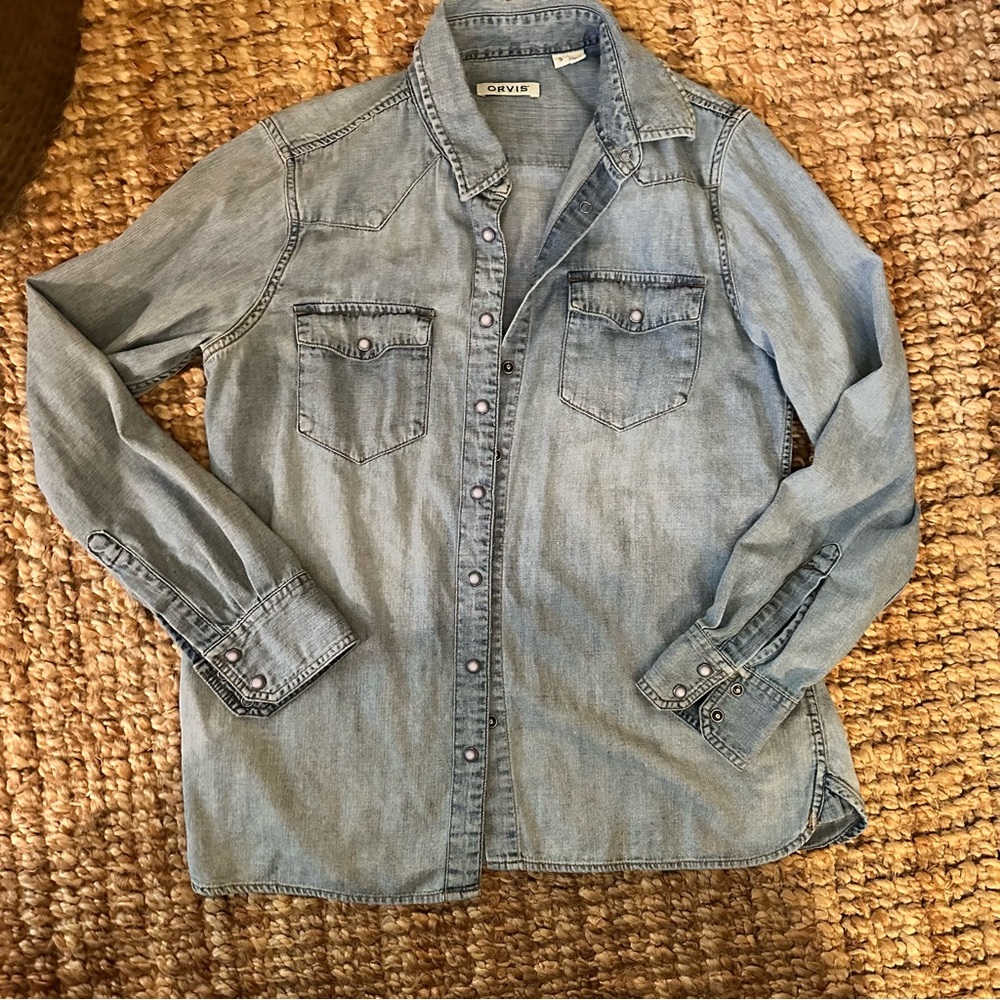 ORVIS WOMENS DENIM BUTTON UP SIZE SMALL